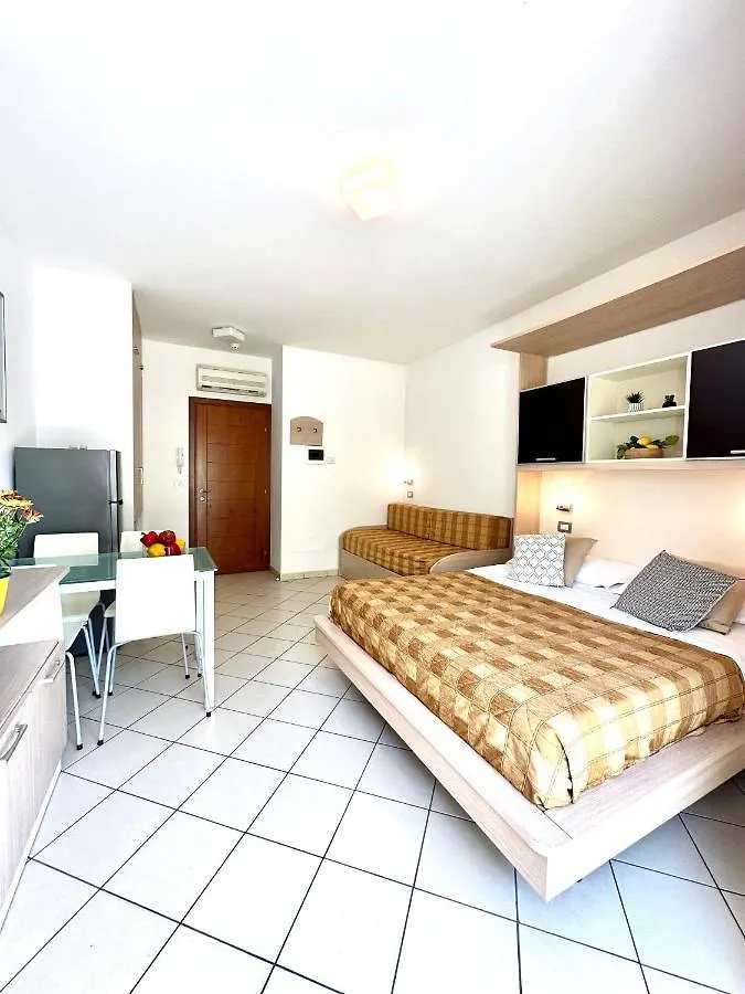 Residence Mareo Riccione 3*,  Italia
